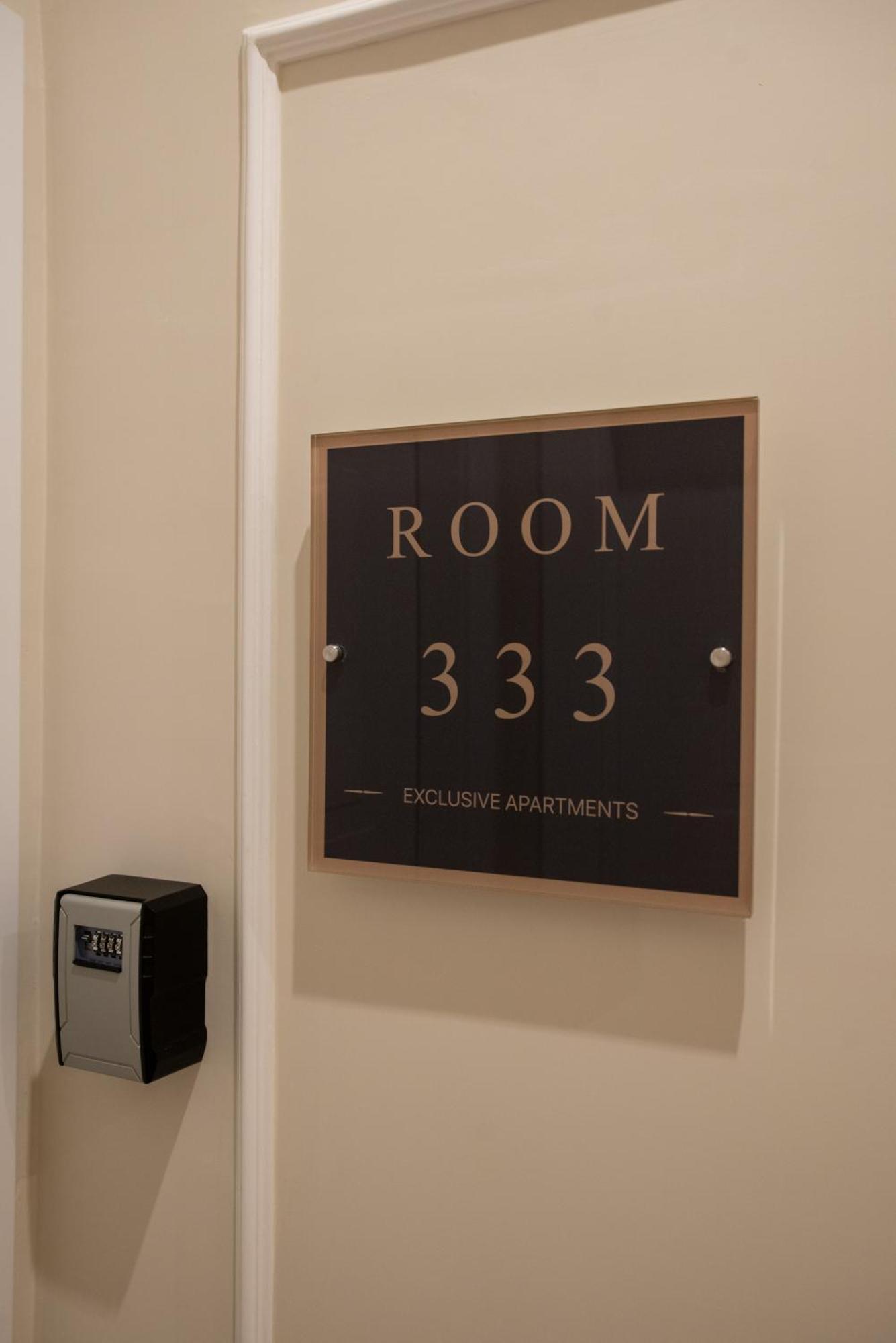 Suite 33 เนเปิลส์ ภายนอก รูปภาพ