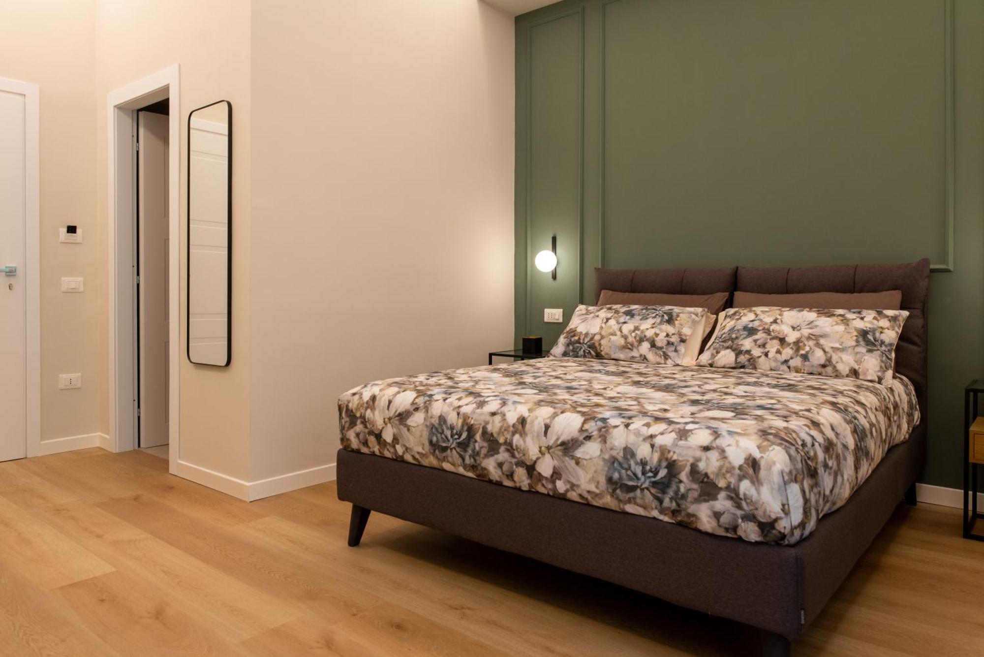 Suite 33 เนเปิลส์ ภายนอก รูปภาพ