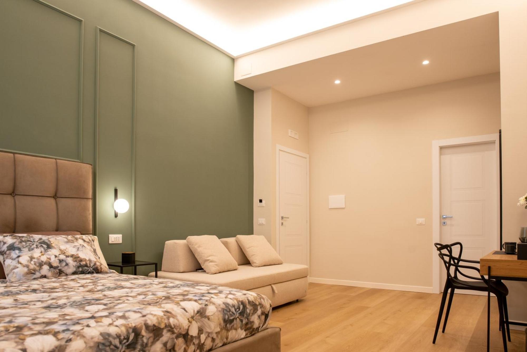 Suite 33 เนเปิลส์ ภายนอก รูปภาพ